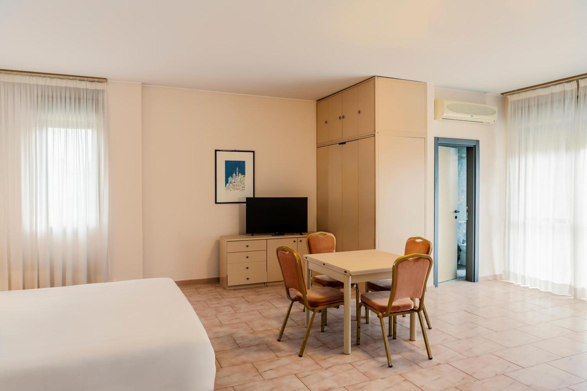 B&B Hotel Bari Rondo Exterior photo
